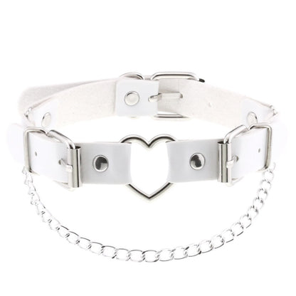 Buckles Heart Choker