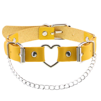 Buckles Heart Choker