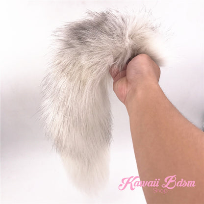 White Fluffy Fox Tail Plug (1579530125364)