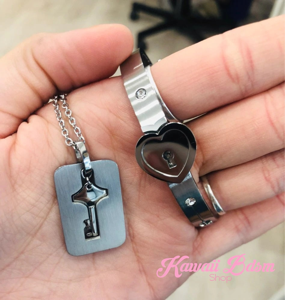 Lockable Heart Bracelet (11044336135)