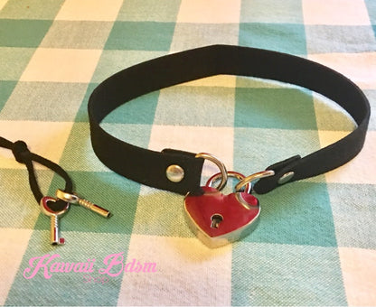 Heart Padlock Day collar (10887257735)