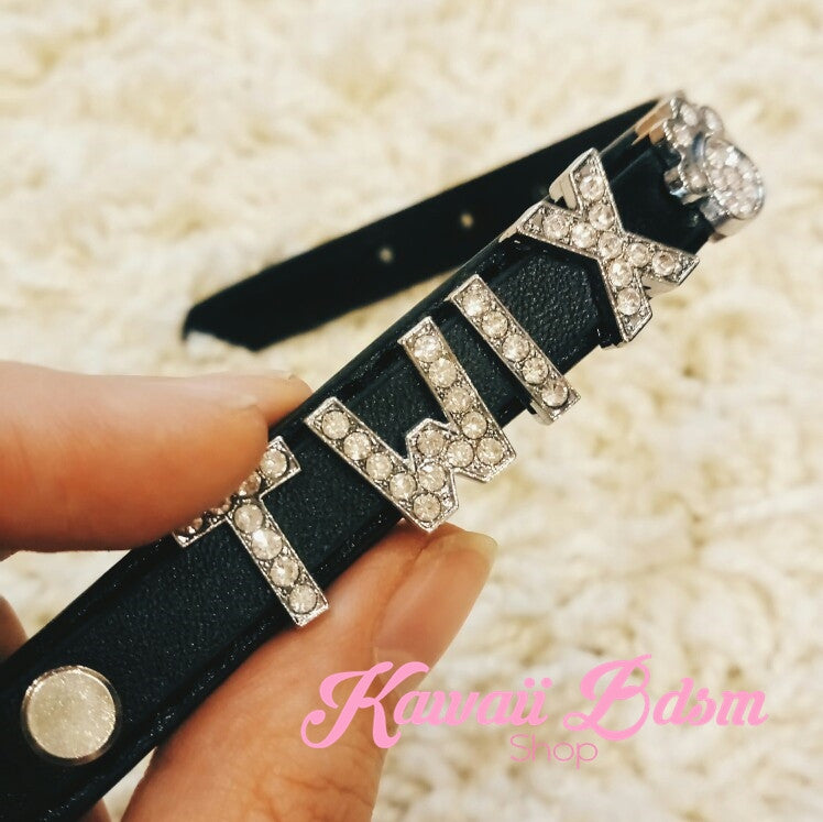 Custom Name Collars (10886494983)