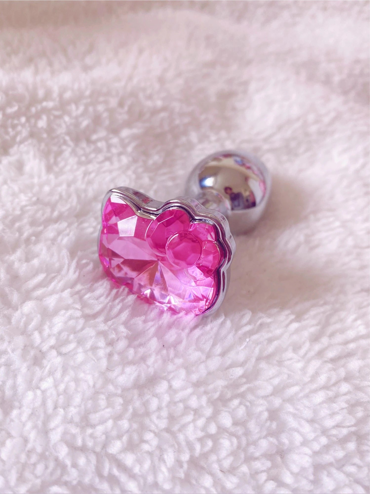 hello kitty plug buttplug pink sanrio cute anal ddlgworld kawaii bdsm 